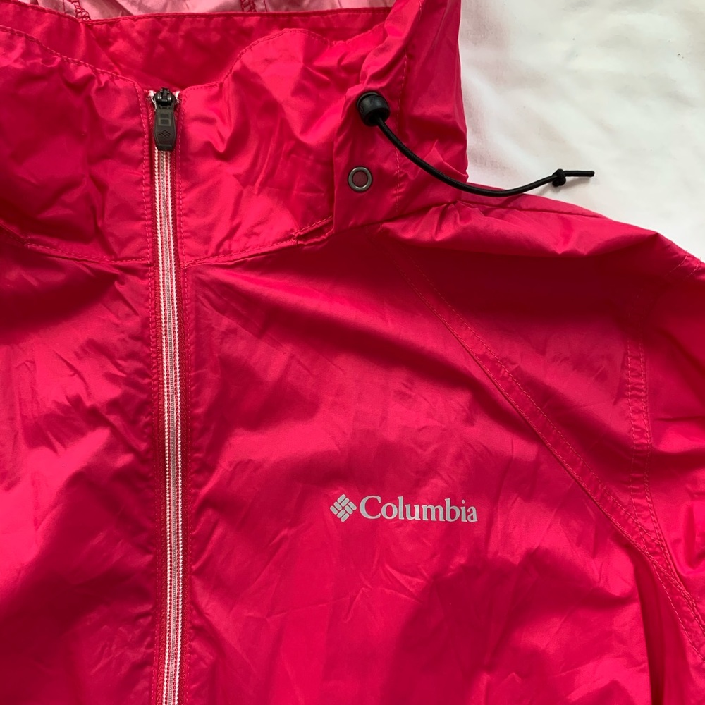 Packable Columbia rain jacket
